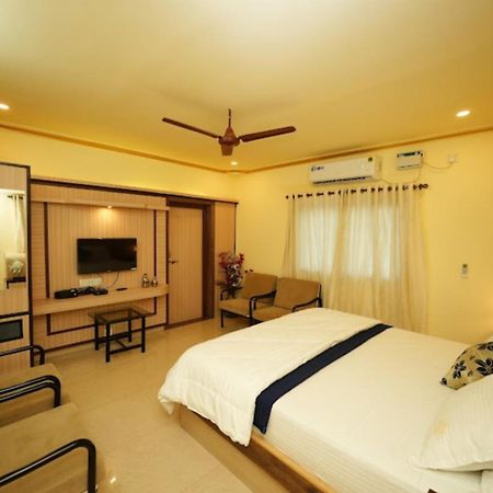קלנגוטה Shradha Luxury Room מראה חיצוני תמונה
