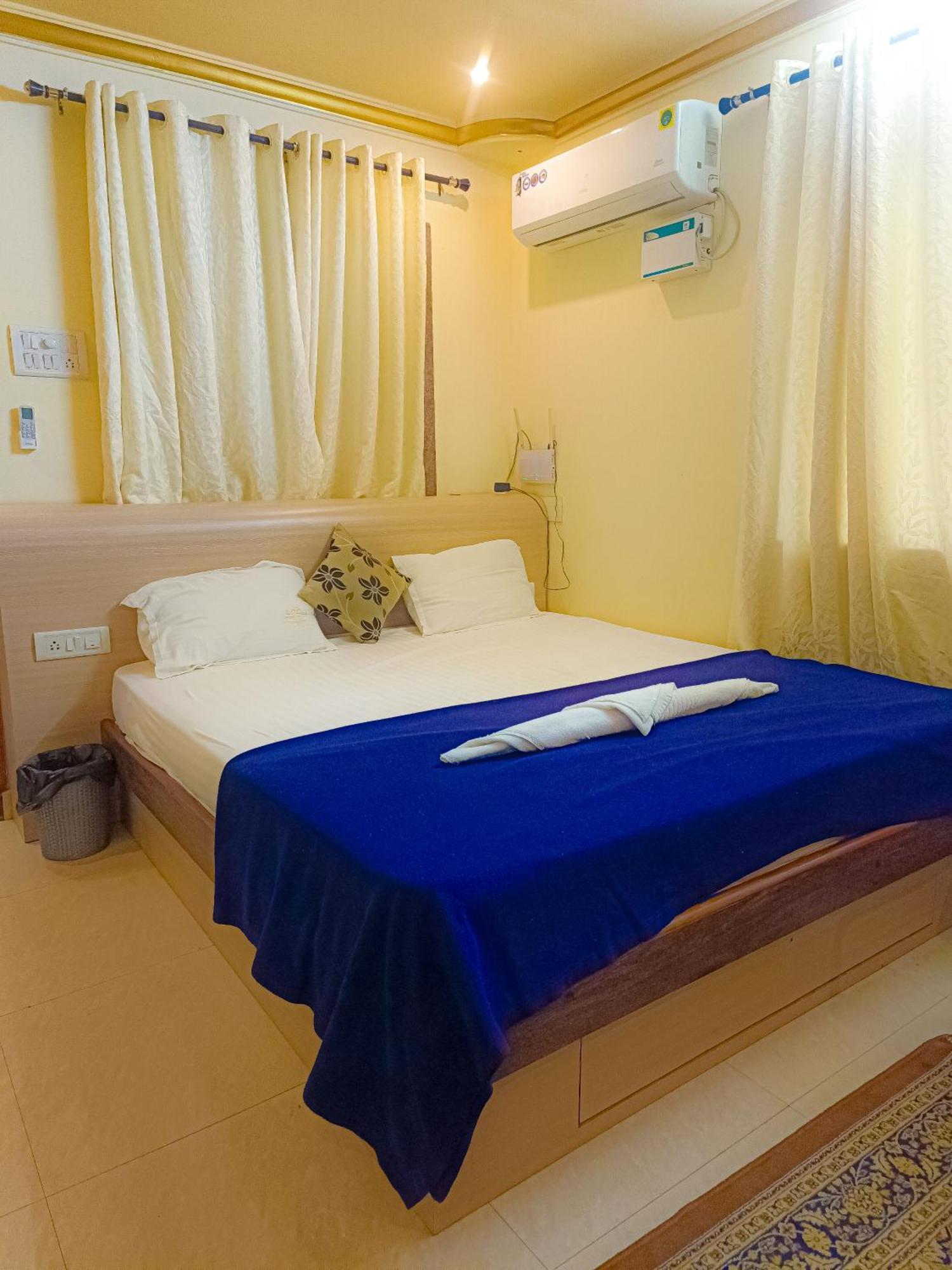 קלנגוטה Shradha Luxury Room מראה חיצוני תמונה
