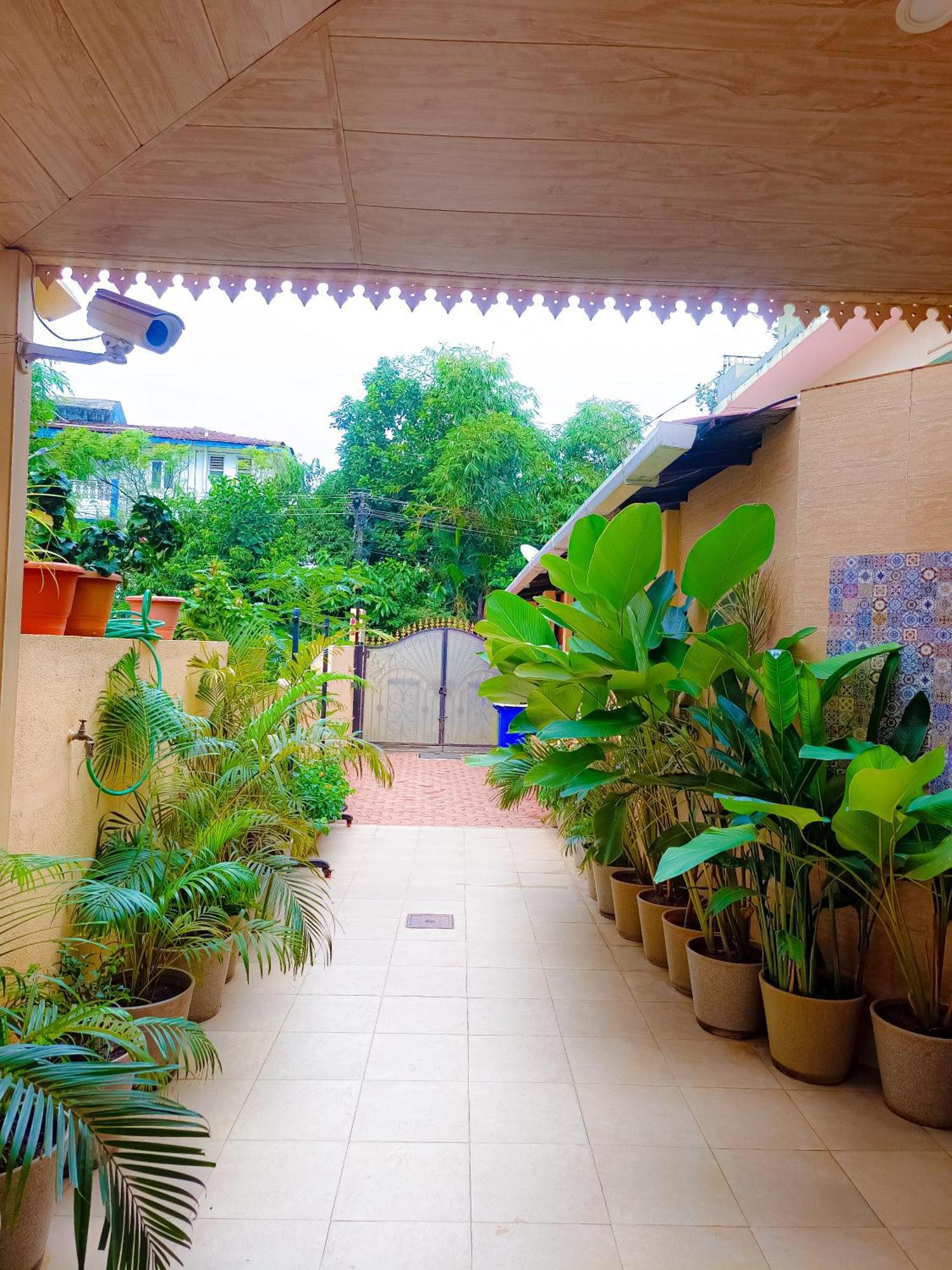 קלנגוטה Shradha Luxury Room מראה חיצוני תמונה