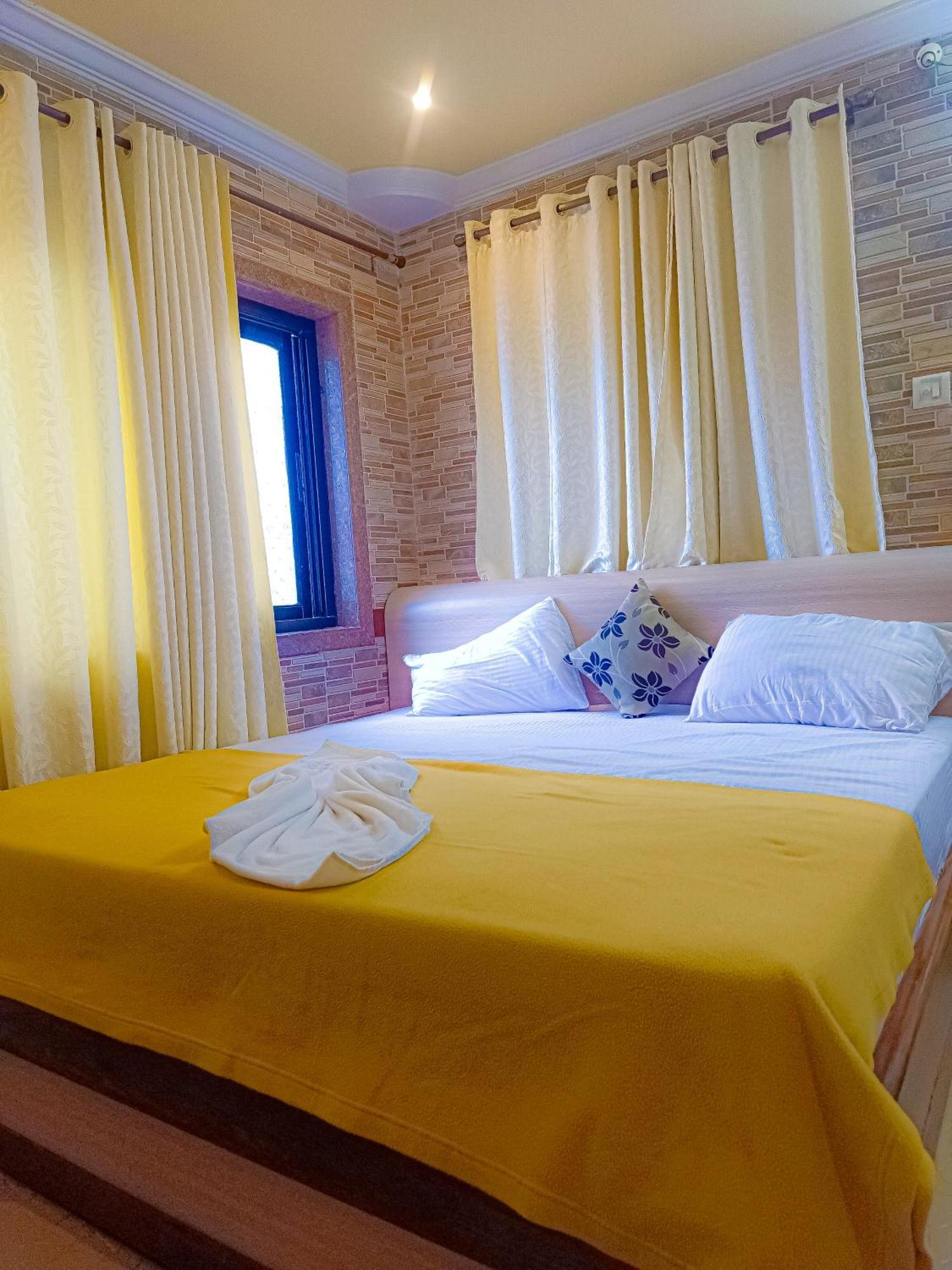 קלנגוטה Shradha Luxury Room מראה חיצוני תמונה